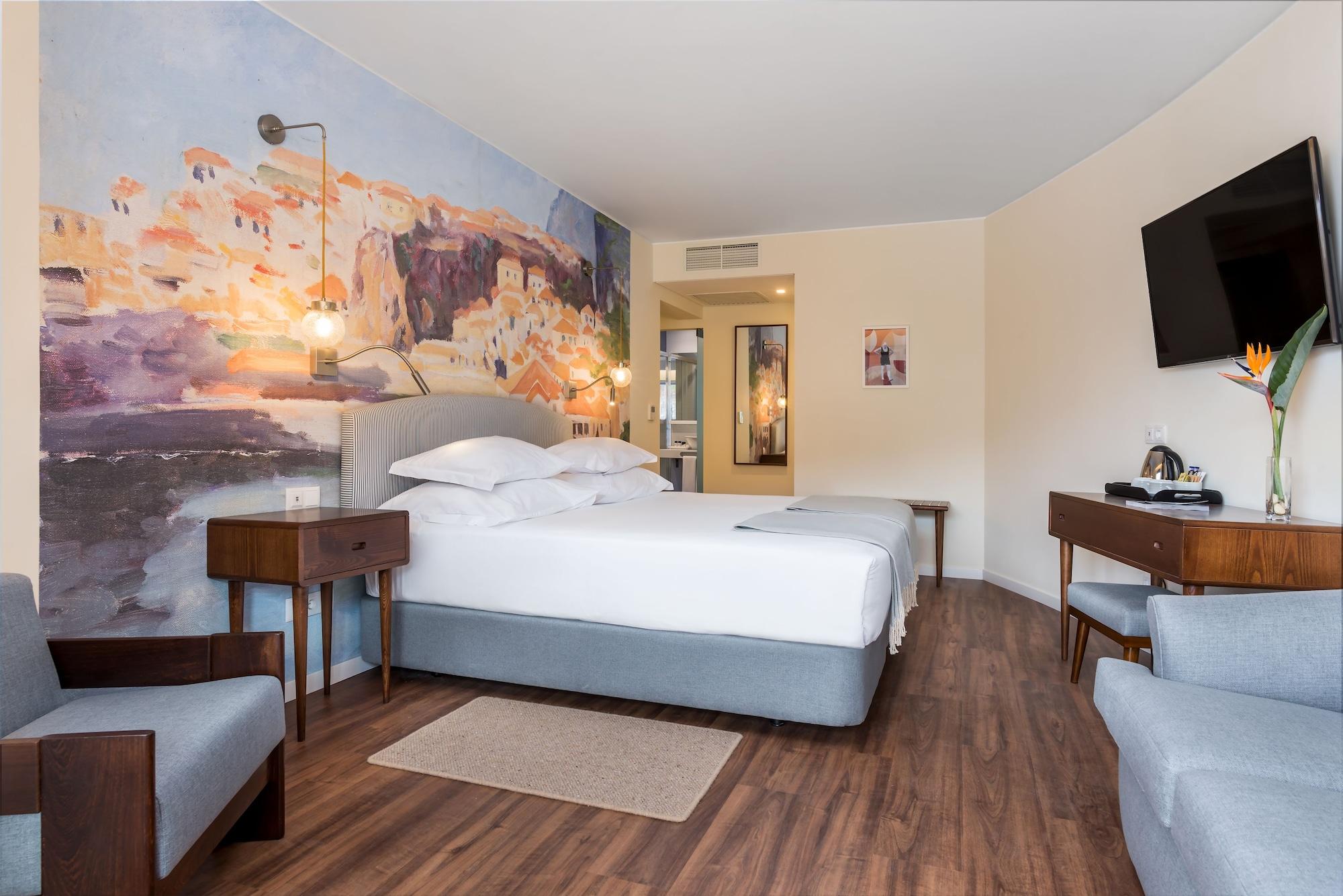 Pestana Churchill Bay Camara de Lobos Exterior photo