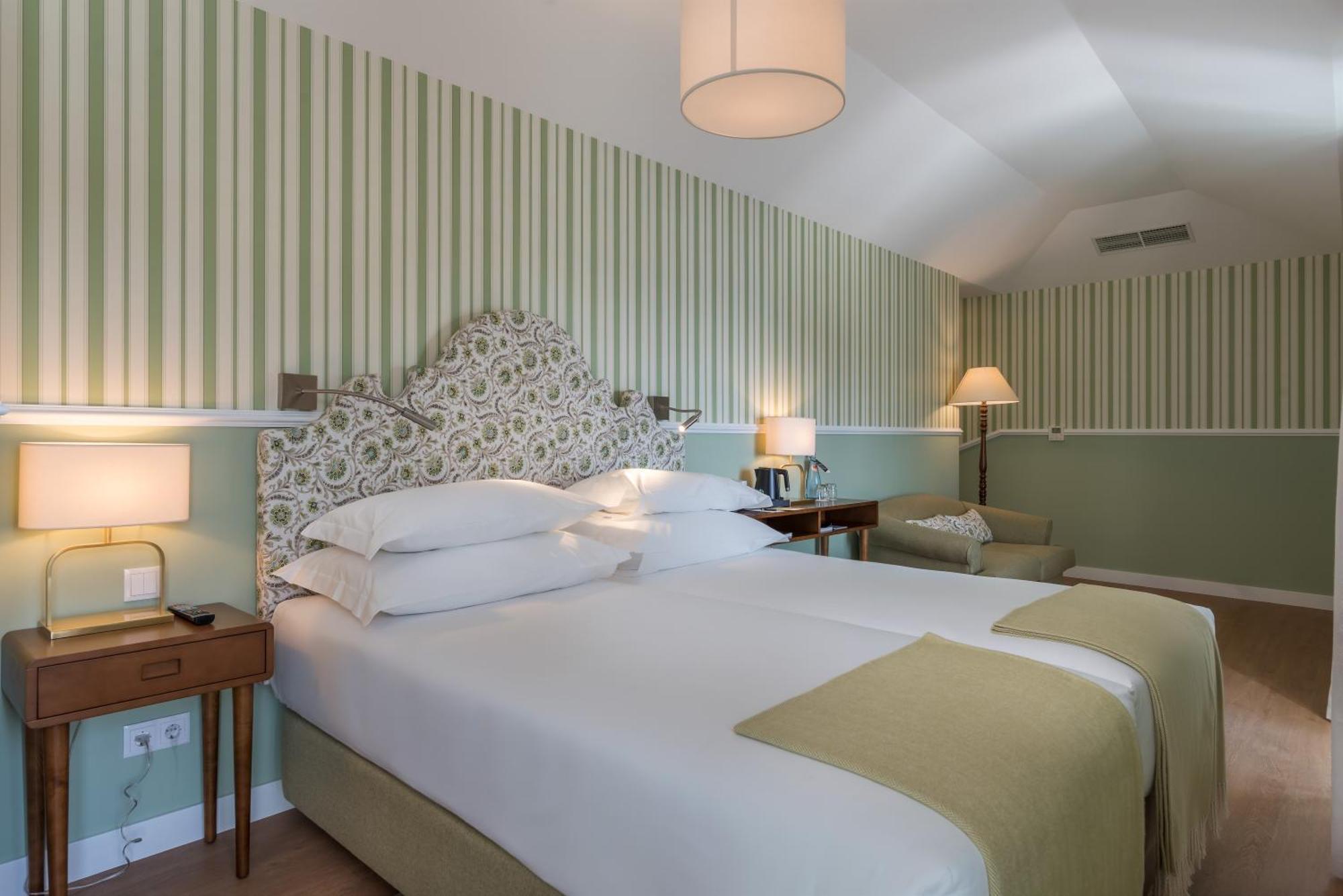 Pestana Churchill Bay Camara de Lobos Exterior photo